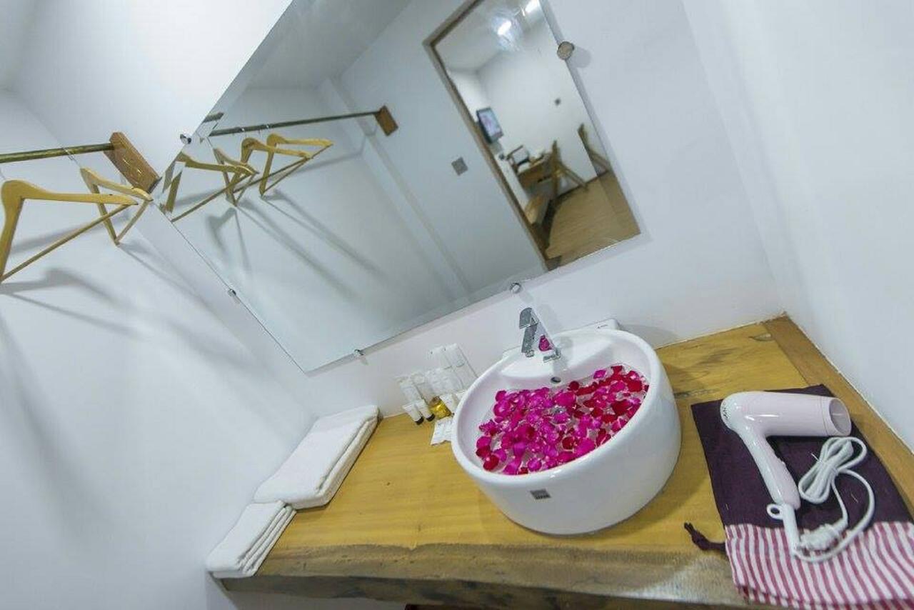 Hotel Queen Jamadevi Mawlamyine Dış mekan fotoğraf