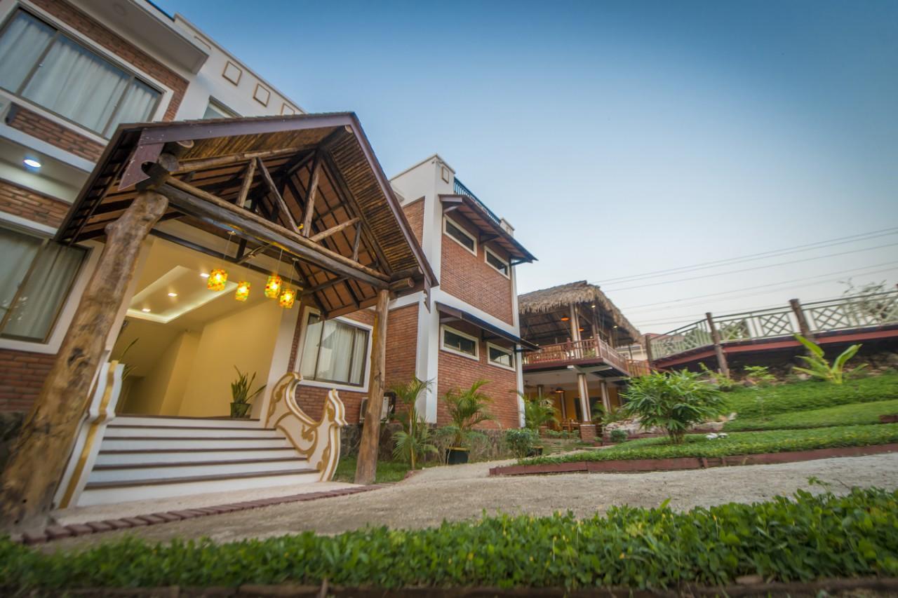 Hotel Queen Jamadevi Mawlamyine Dış mekan fotoğraf